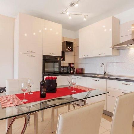 Apartment Dubravka Near The Sandy Beach Medulin Zewnętrze zdjęcie